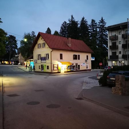 Bus Station Beds Bled Exterior foto