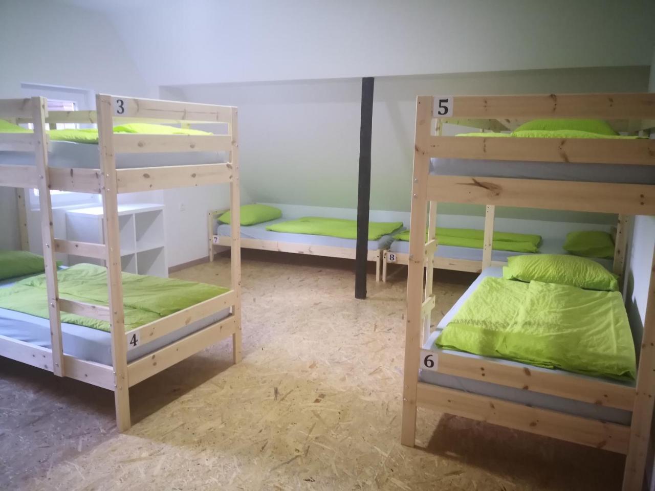 Bus Station Beds Bled Exterior foto